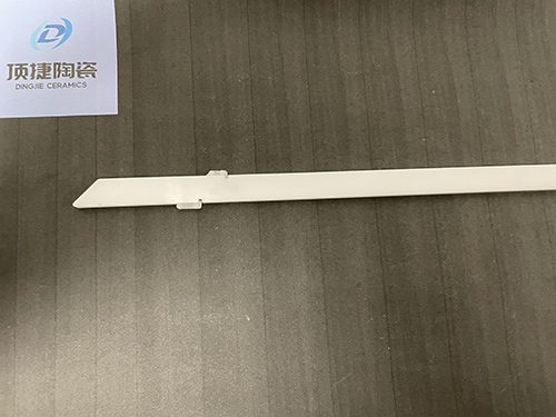 斜度頂齒